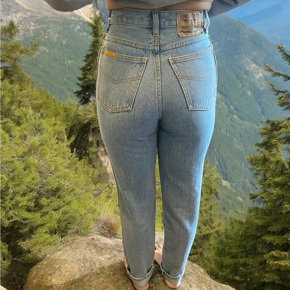 Vintage Jordache High Rise Denim Straight Leg Skinny Jeans - Picture 14 of 16